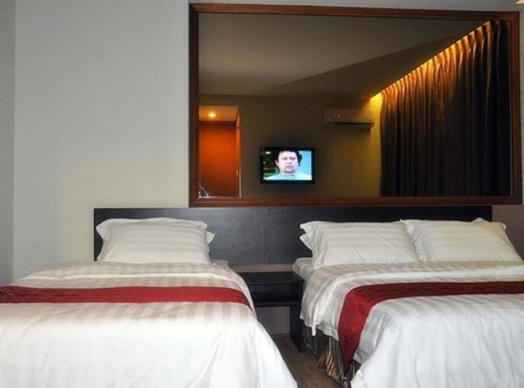 Goldenhill Hotel Kota Kinabalu Zimmer foto