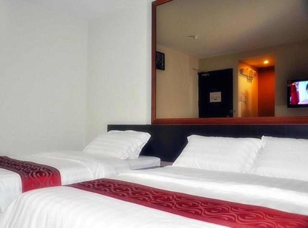 Goldenhill Hotel Kota Kinabalu Zimmer foto