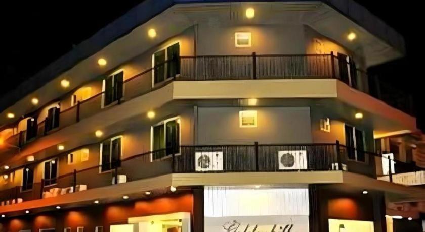 Goldenhill Hotel Kota Kinabalu Exterior foto